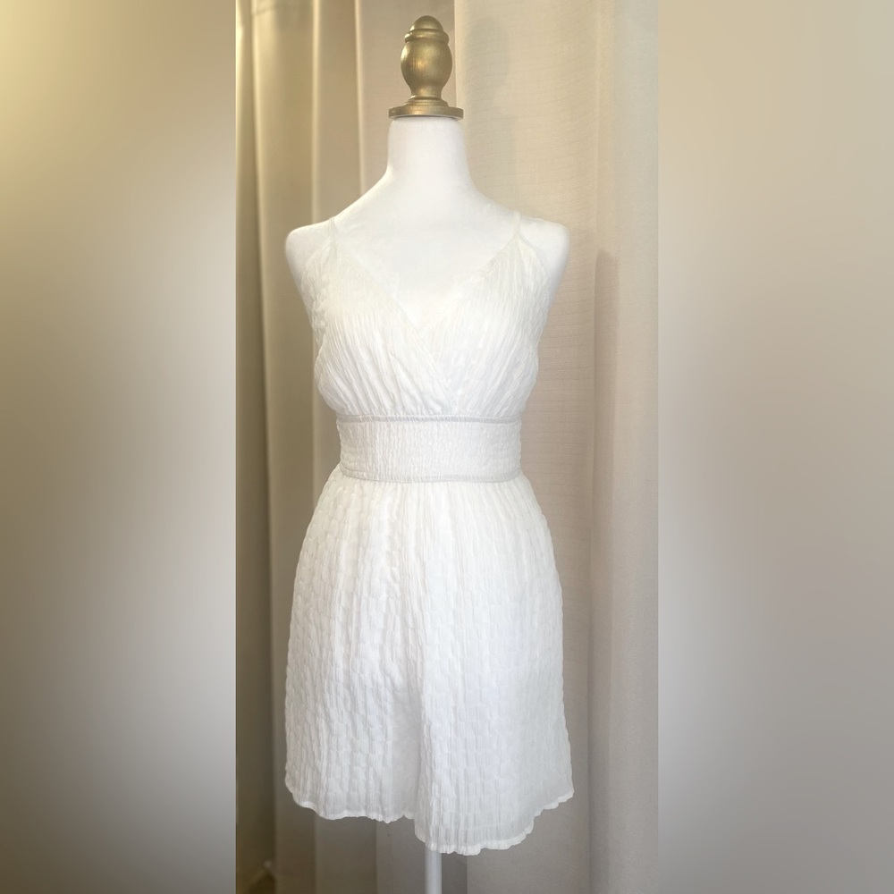 Elegant White Sleeveless Romper